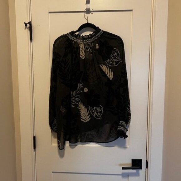 CAbi Black and White Floral Blouse - Picture 2 of 4